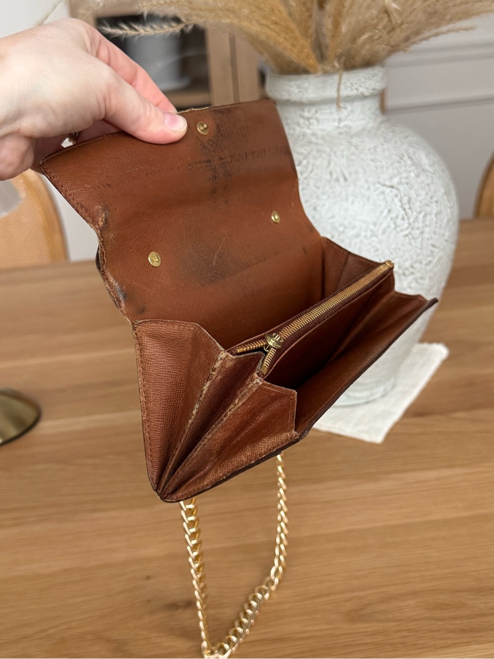✅AUTHENTIC✅LOUIS VUITTON WALLET ON A CHAIN - Picture 11 of 15